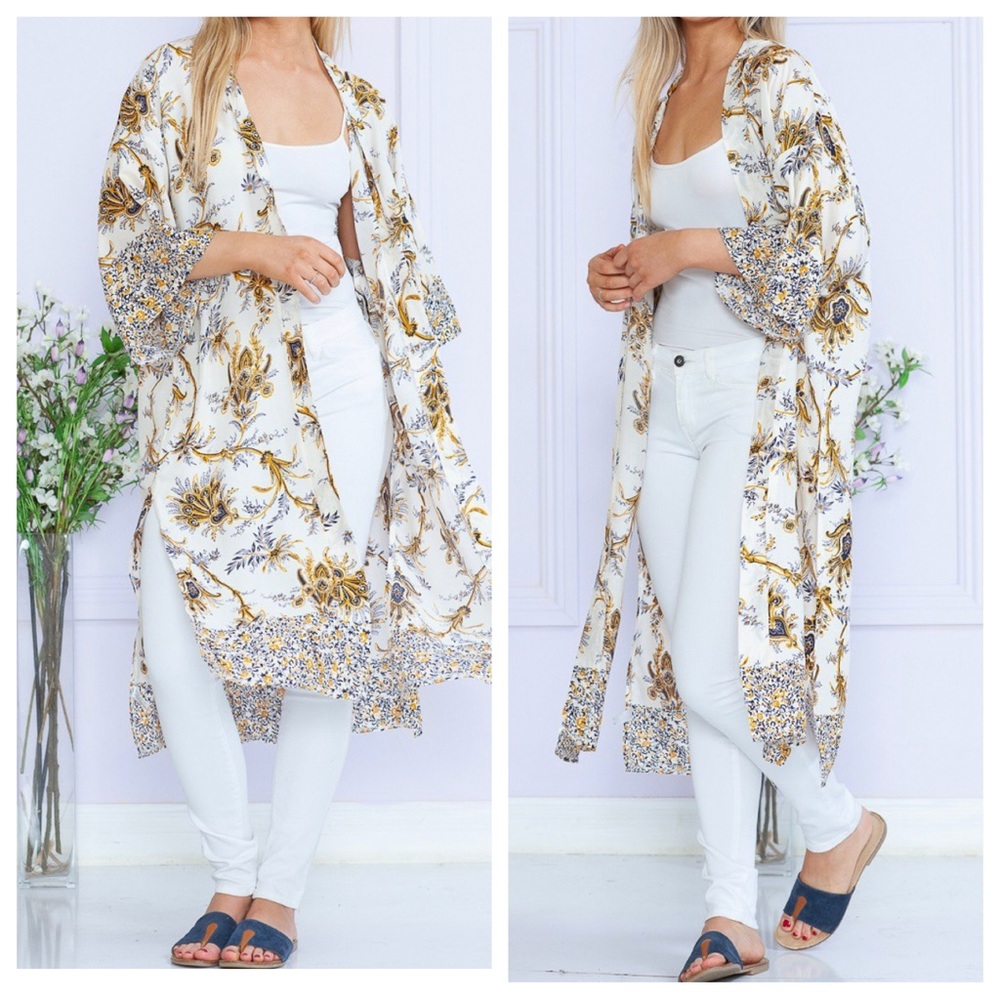 25 BOHO WONDERFUL AND EXOTIC  FLORAL KIMONO DUSTER.